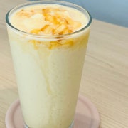 복숭아요거트 메뉴 사진(네이버)