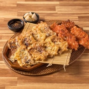 김치전+차돌박이육전 메뉴 사진(네이버)