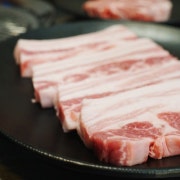 국내산 프리미엄 삼겹살 (130g) 메뉴 사진(네이버)
