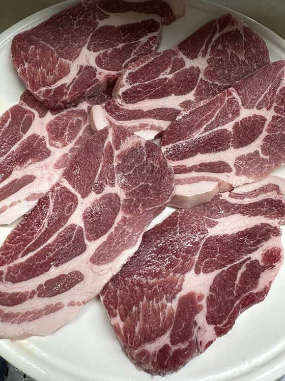 돼지고기목살 (120g) 메뉴 사진(네이버)