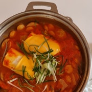 순두부부대전골 메뉴 사진(네이버)