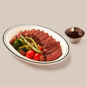 그릴드 비프 스테이크 (핸드컷) 메뉴 사진(네이버)