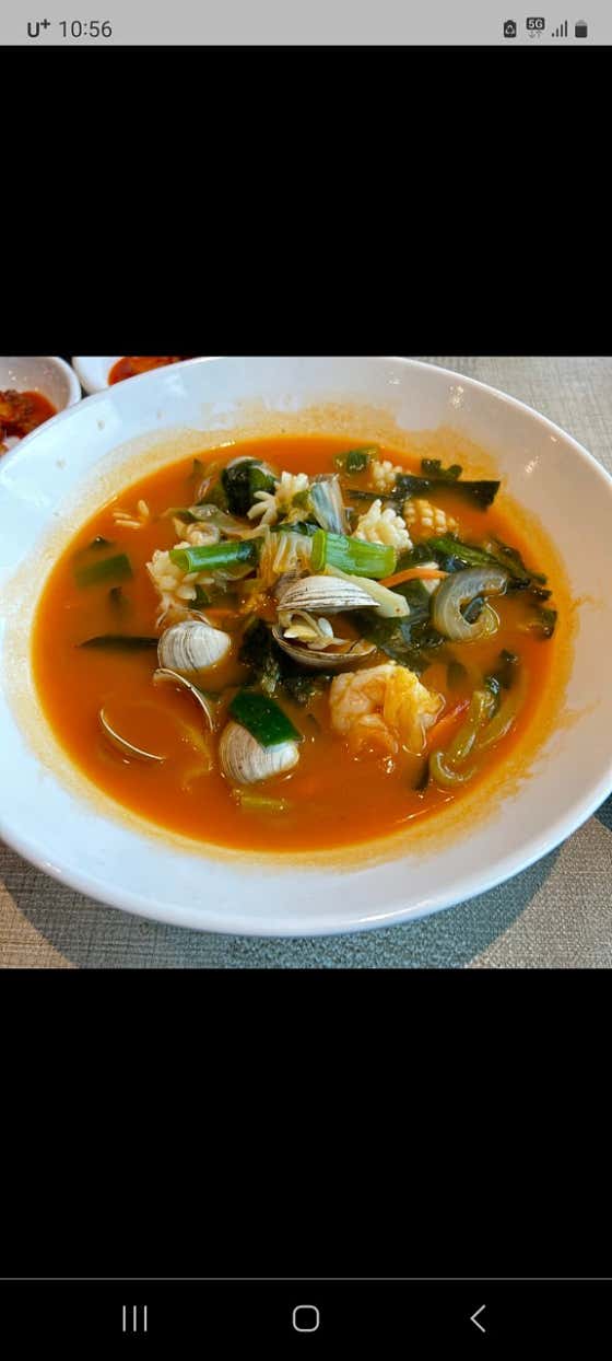 얼큰해물칼국수 메뉴 사진(네이버)