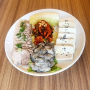 생굴보쌈 메뉴 사진(네이버)
