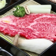 한우꽃등심 130g 메뉴 사진(네이버)