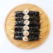 날치알 꼬마김밥 6줄 메뉴 사진(네이버)