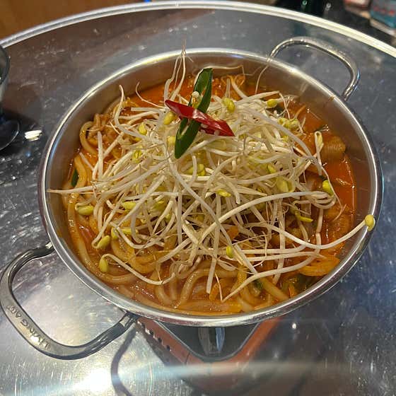 매콤 무뼈 닭발 메뉴 사진(네이버)