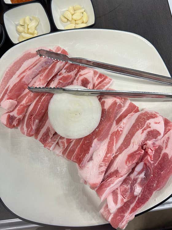 생삼겹살 200g 메뉴 사진(네이버)