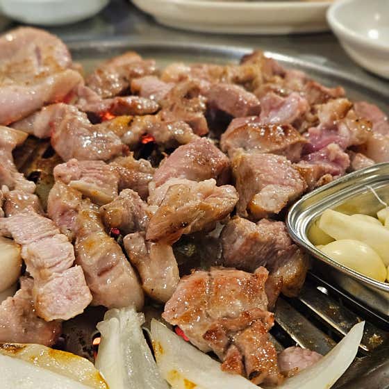 담초헌 돈의맛연탄구이 · 네이버 지도·플레이스 4