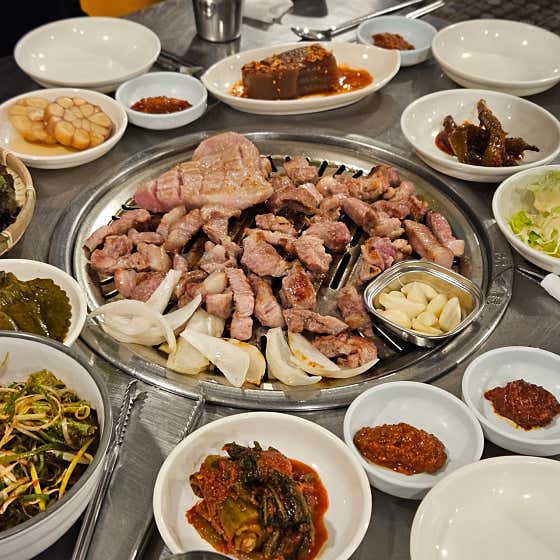 담초헌 돈의맛연탄구이 · 네이버 지도·플레이스 3