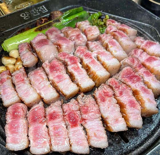 3.5cm 숙성 삼겹살 메뉴 사진(네이버)