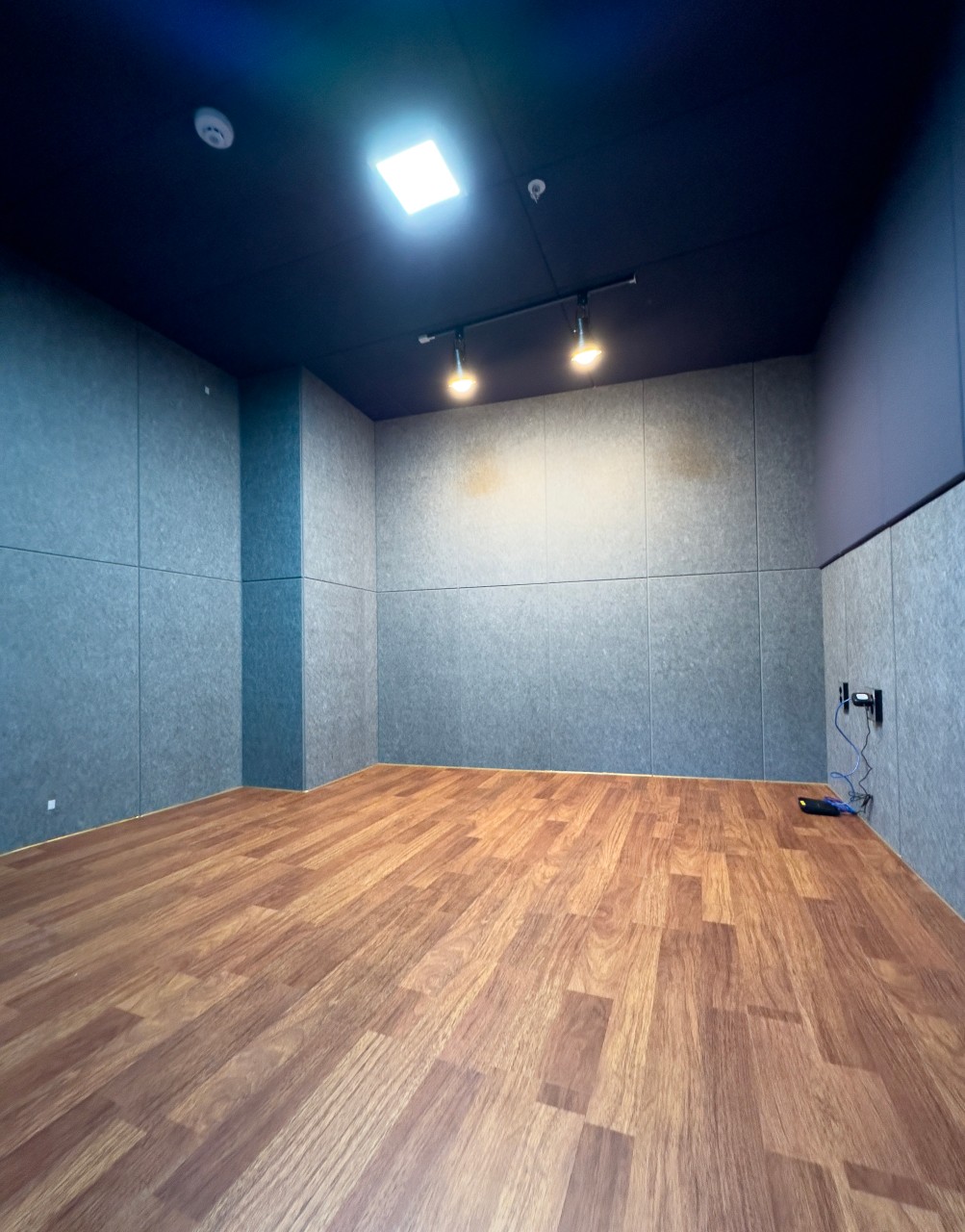Studio image 5