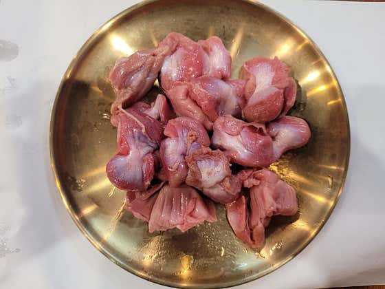 근위(닭똥집) 메뉴 사진(네이버)