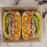 새우통통샌드위치 메뉴 사진(네이버)