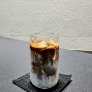 카페라떼 Ice 메뉴 사진(네이버)