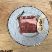 YBD(금돼지)가브리살 150g 메뉴 사진(네이버)