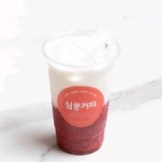 딸기라테 (only ice) 메뉴 사진(네이버)