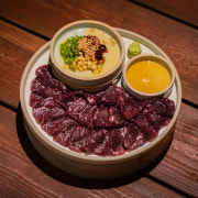 한우 사시미 메뉴 사진(네이버)