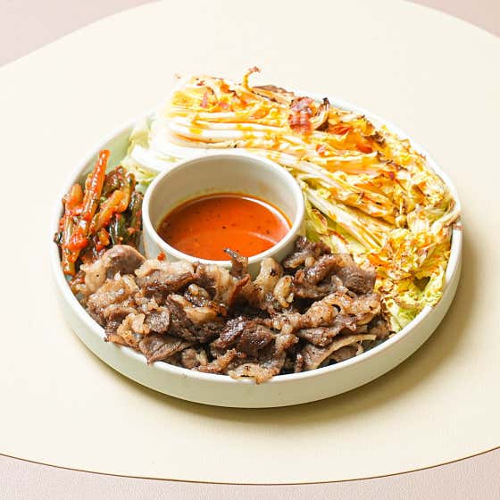 우삼겹 알배추구이 메뉴 사진(네이버)