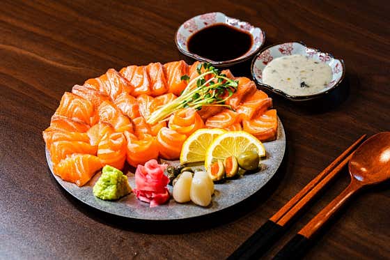연어사시미(250g) 메뉴 사진(네이버)