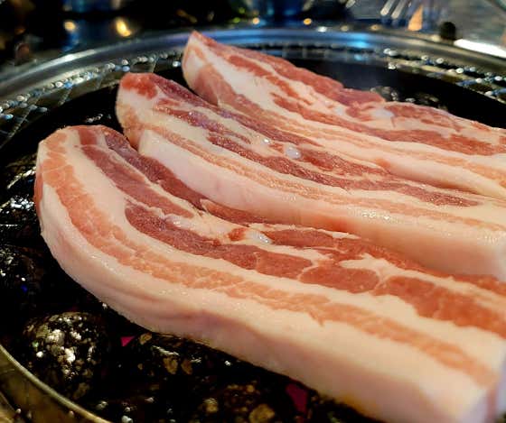 생삼겹살 180g 메뉴 사진(네이버)