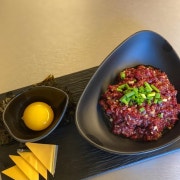 한우 육회 메뉴 사진(네이버)