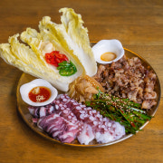 문어삼합 메뉴 사진(네이버)
