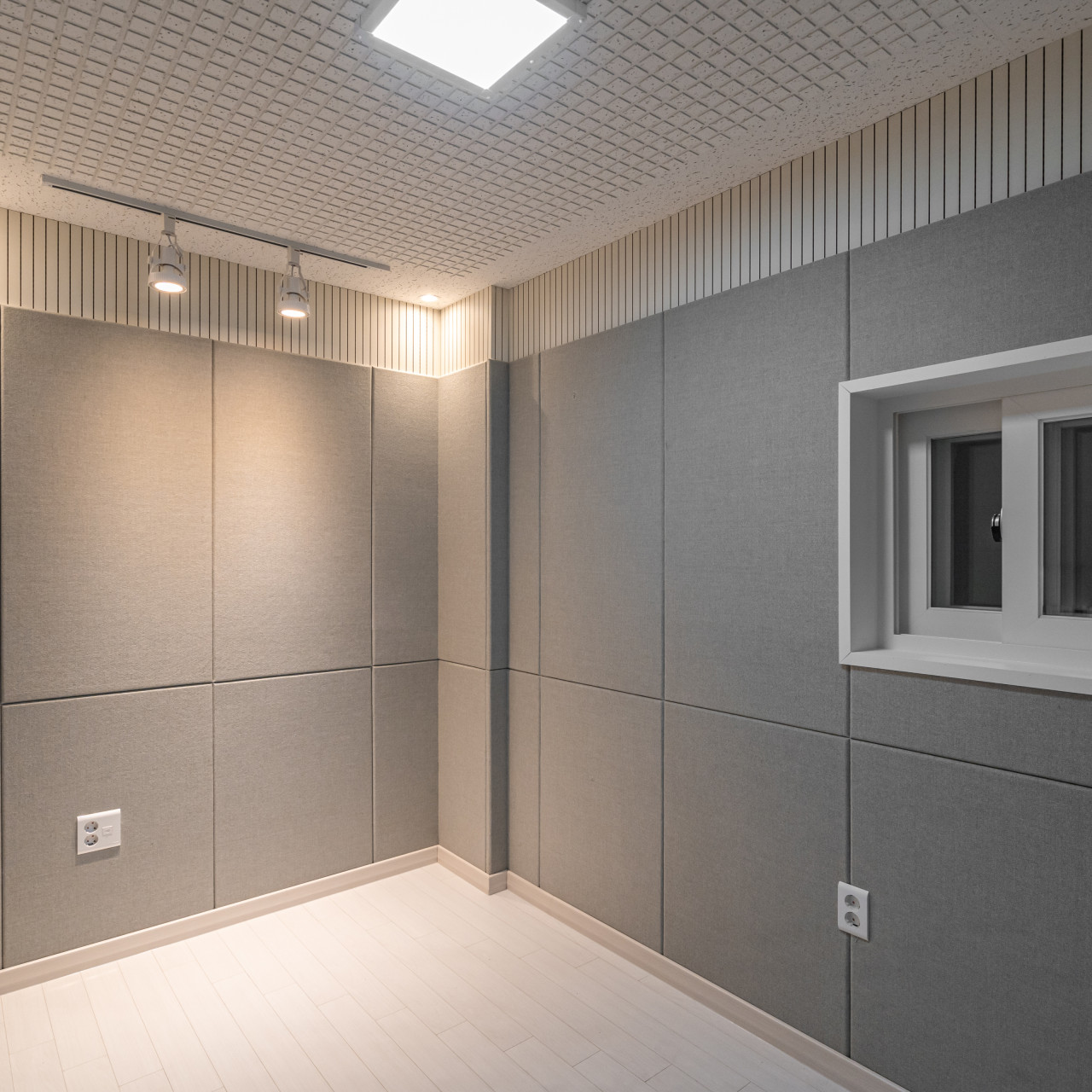 Studio image 2