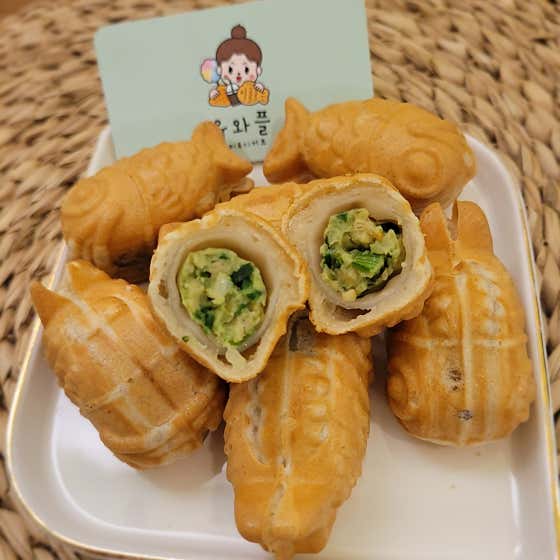 수제 미니 고기 붕어빵 메뉴 사진(네이버)