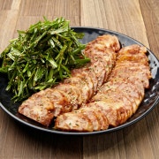 닭발편육+부추 메뉴 사진(네이버)
