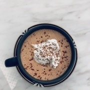 리얼초코라떼 메뉴 사진(네이버)