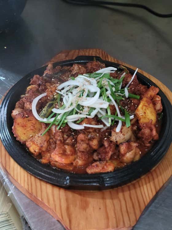 닭불고기 작은판(2인용) 650g 메뉴 사진(네이버)