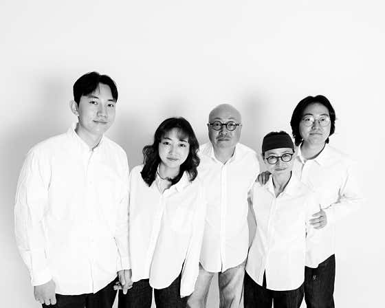 스튜디오 어스