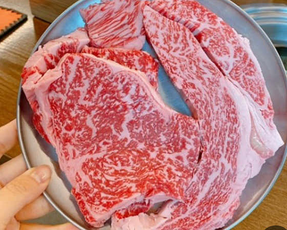 한우 생등심 1인분 (150g) 메뉴 사진(네이버)