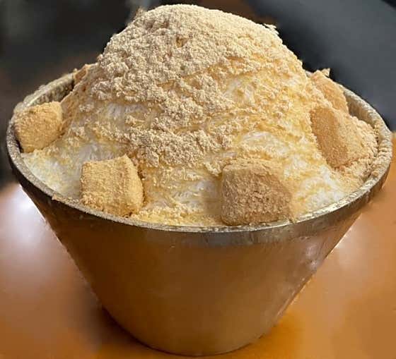 눈꽃빙수 인절미 메뉴 사진(네이버)