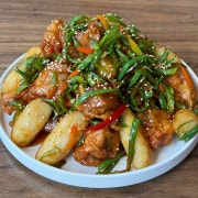 [시그니처]오목고추왕갈비맛 메뉴 사진(네이버)