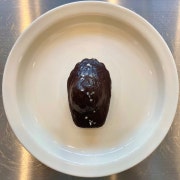 소금 초코 마들렌 메뉴 사진(네이버)