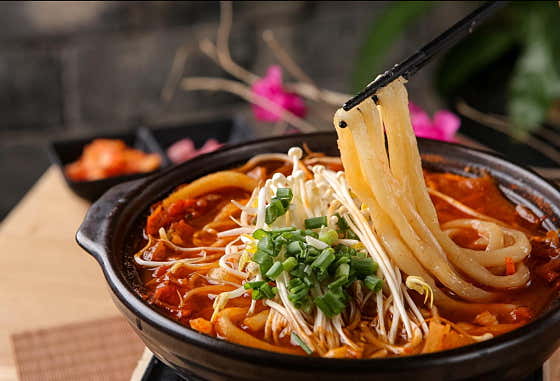 김치나베우동 메뉴 사진(네이버)