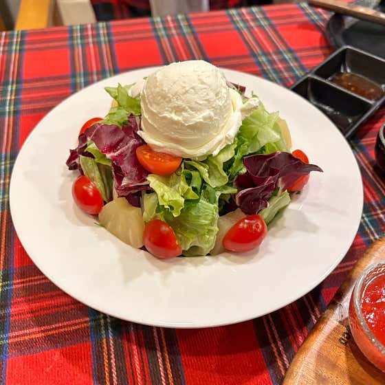 리코타치즈샐러드 메뉴 사진(네이버)
