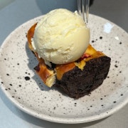 라즈베리 크림치즈 컵 브라우니 메뉴 사진(네이버)