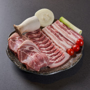 귀세트 (4인 / 950g) 메뉴 사진(네이버)