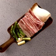 72시간 숙성 급냉삼겹살(120g) 메뉴 사진(네이버)