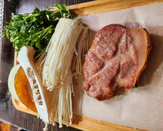제주흑돼지 목살(180g) 메뉴 사진(네이버)