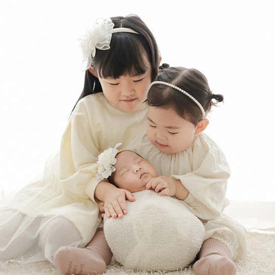 위드아워 스튜디오