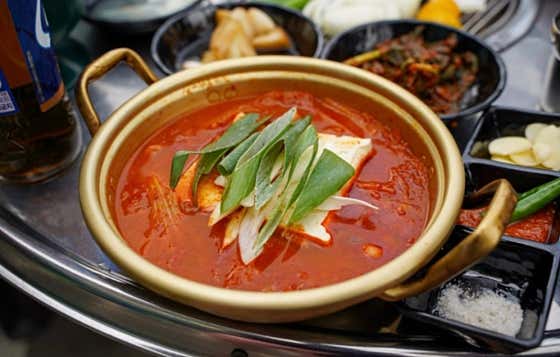 흑돼지 김치찌개(후식) 메뉴 사진(네이버)
