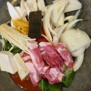 김치전골+계란후라이 메뉴 사진(네이버)