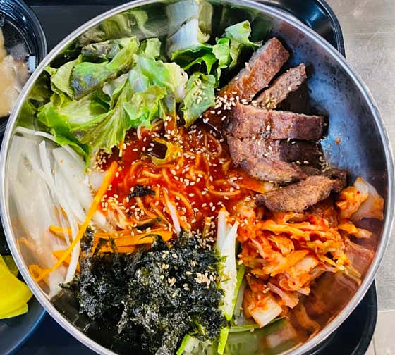 떡갈비 비빔국수 메뉴 사진(네이버)