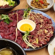 생고기+육회 메뉴 사진(네이버)