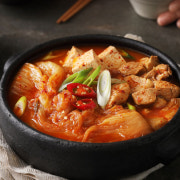 고기듬뿍 김치찌개 메뉴 사진(네이버)