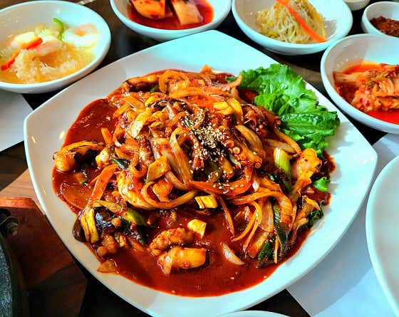 낙지볶음 정식 메뉴 사진(네이버)